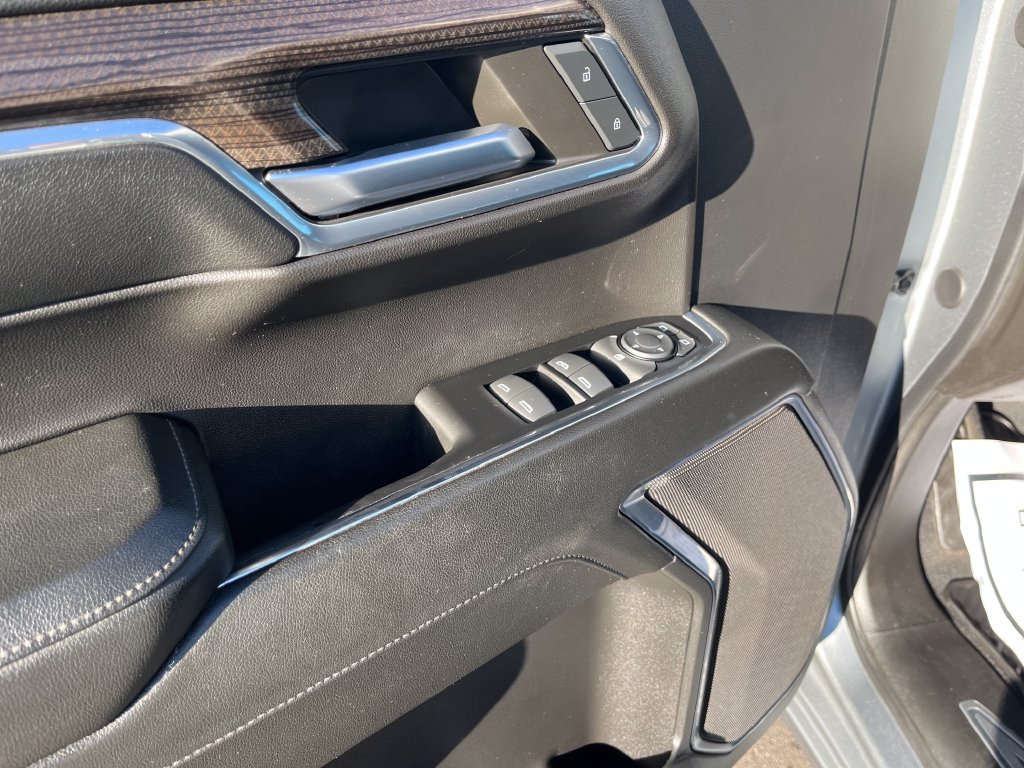 Used 2024 Chevrolet Silverado 1500 LT AWD/4WD image 11