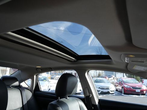 Used 2016 Nissan Altima 2.5 SL w/ 2.5 Technology w/LED Package image 18