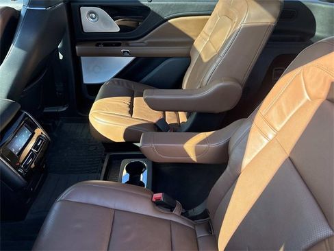 Certified 2023 Lincoln Aviator Grand Touring w/ Equipment Group 301A image 19