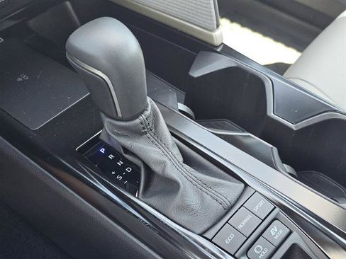 Certified 2025 Toyota Camry SE image 23