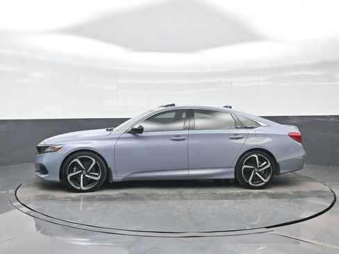 Used 2022 Honda Accord Sport image 3