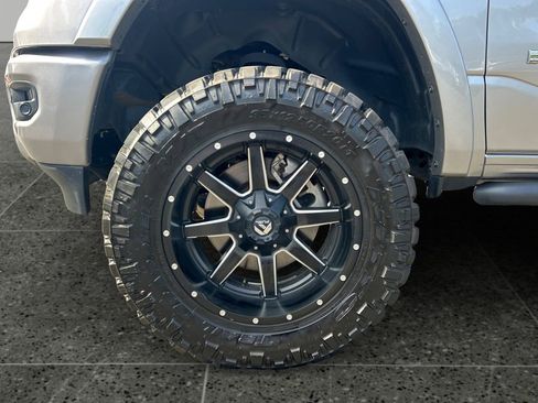 Used 2022 RAM 1500 Laramie w/ Sport Appearance Package AWD/4WD image 5