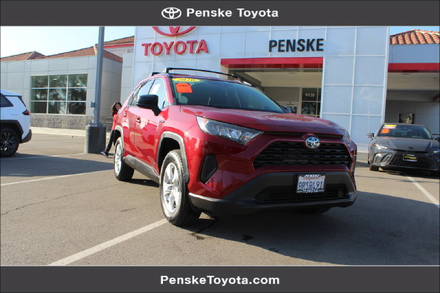Used 2020 Toyota RAV4 LE w/ Carpet Mat Package AWD/4WD image 1