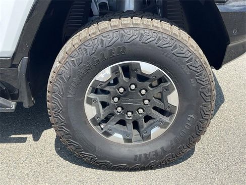 New 2025 GMC Hummer EV 3X w/ Battery Pack, 24 Module Pack image 31