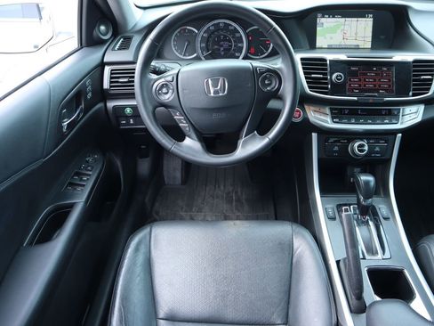 Used 2015 Honda Accord EX-L image 6