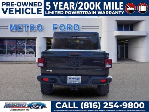 Used 2021 Jeep Gladiator Sport AWD/4WD image 4