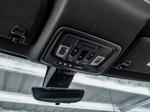 Used 2021 Chevrolet Silverado 3500 High Country image 24