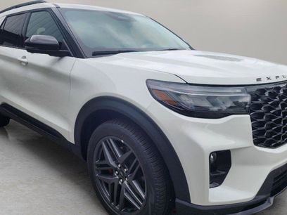 New 2026 Ford Explorer ST w/ Sun And Sound Package