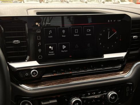 Used 2024 GMC Sierra 1500 Elevation w/ Elevation Premium Package image 19