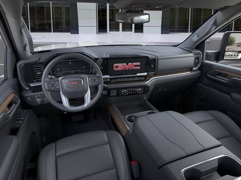 New 2026 GMC Sierra 2500 SLT AWD/4WD image 15