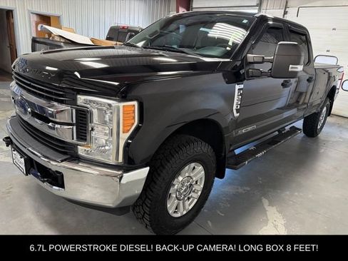 Used 2017 Ford F250 XLT AWD/4WD image 4