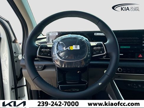 New 2026 Kia Carnival EX FWD image 40