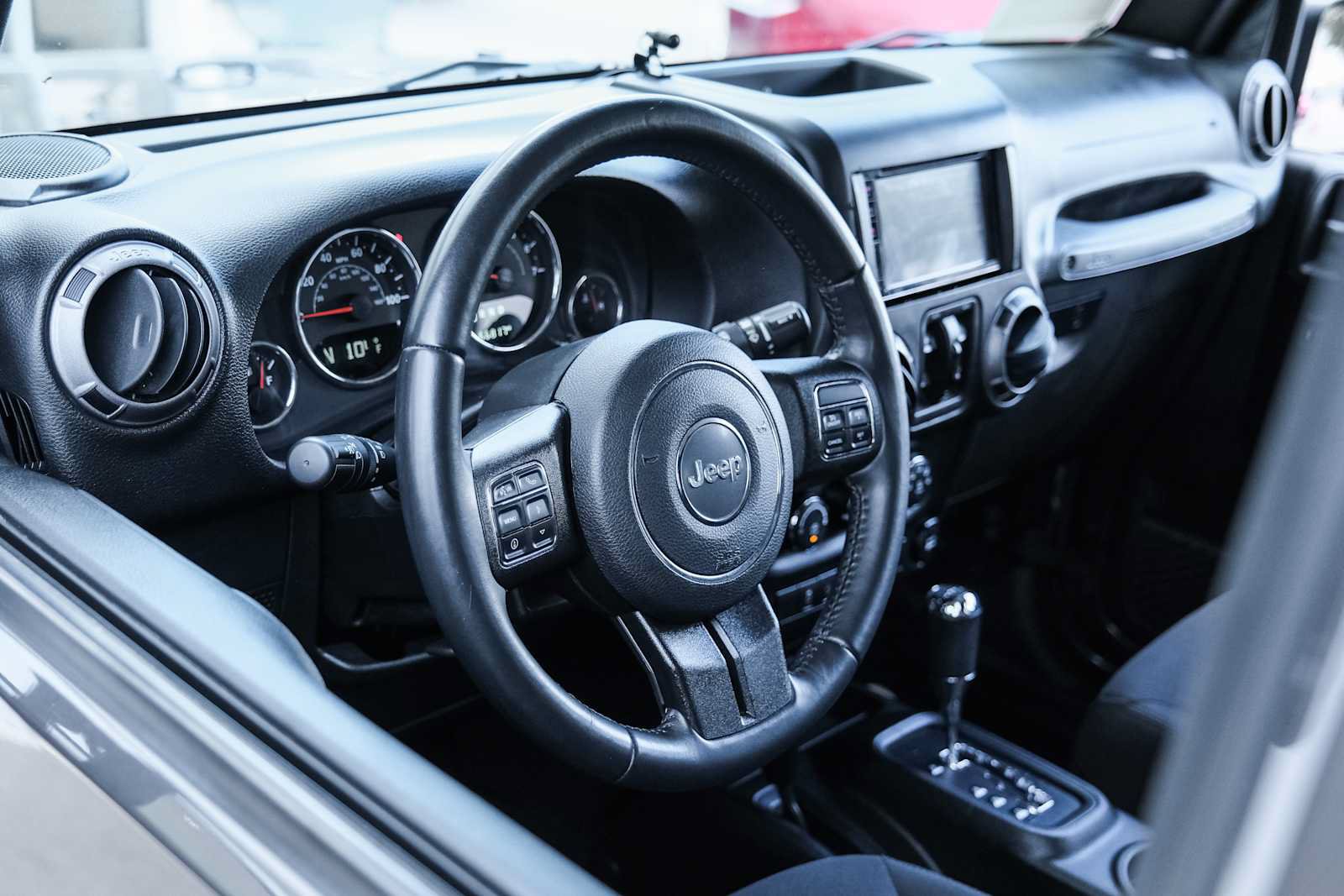 Used 2018 Jeep Wrangler Unlimited Sport S AWD/4WD image 23