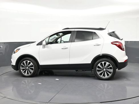 Used 2022 Buick Encore Preferred w/ Safety Package AWD/4WD image 2