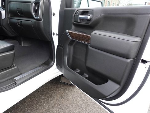 Used 2023 GMC Sierra 2500 SLE w/ Preferred Package image 35