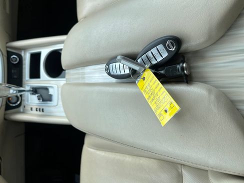 Used 2018 Nissan Murano Platinum w/ Cargo Package FWD image 28