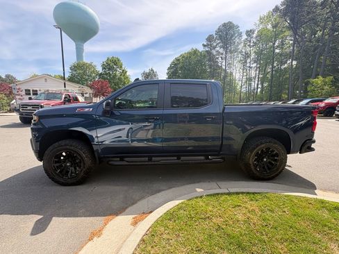 Used 2019 Chevrolet Silverado 1500 LT Trail Boss image 4