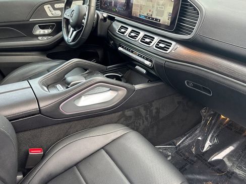 Used 2022 Mercedes-Benz GLS 450 4MATIC image 34