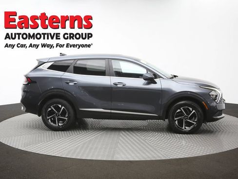 Used 2023 Kia Sportage LX AWD/4WD image 46
