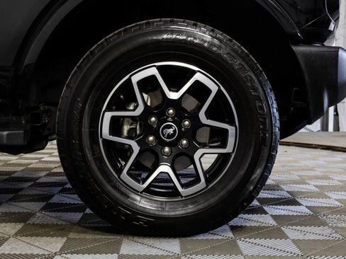 Used 2024 Ford Bronco Outer Banks AWD/4WD image 43