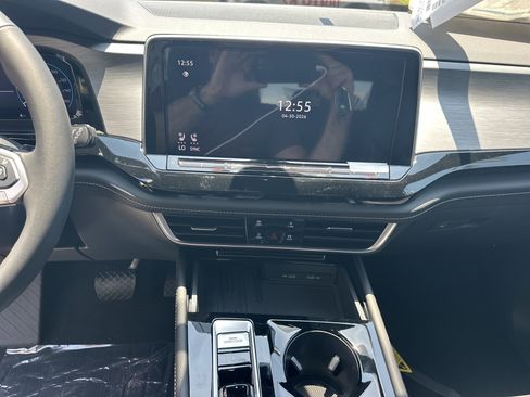 New 2026 Volkswagen Atlas Cross Sport SE AWD/4WD image 20