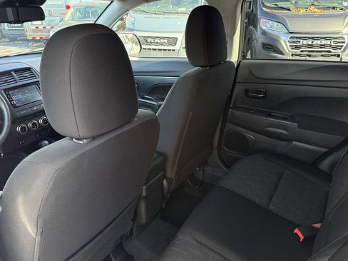 Used 2024 Mitsubishi Outlander Sport ES image 28