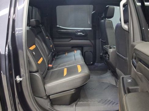 Used 2024 GMC Sierra 1500 AT4 w/ Technology Package AWD/4WD image 53