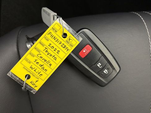 Used 2022 Toyota Corolla XSE image 33