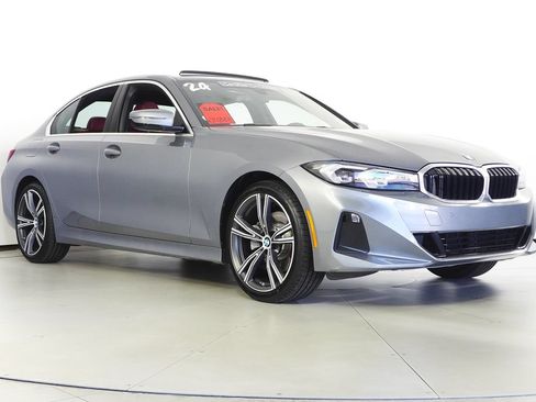 Certified 2024 BMW 330i Sedan w/ Convenience Package RWD image 4