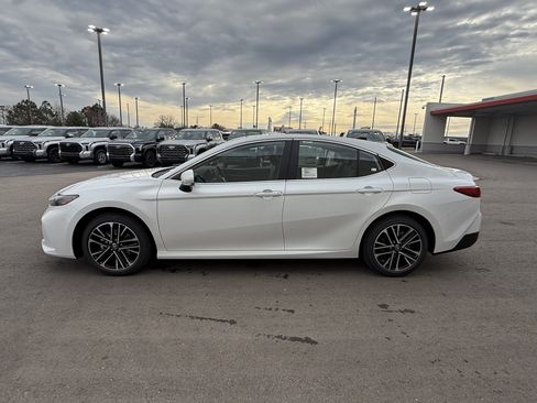 New 2026 Toyota Camry XLE AWD/4WD image 9