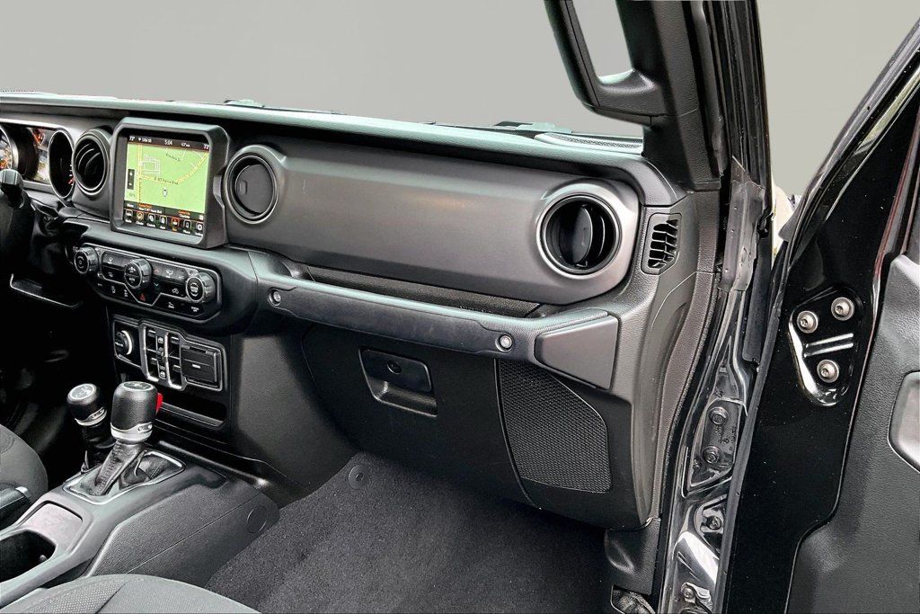 Used 2022 Jeep Gladiator Sport AWD/4WD image 18