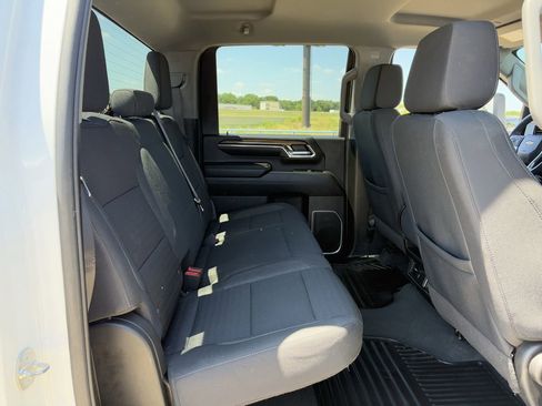 Used 2024 Chevrolet Silverado 2500 LT w/ Convenience Package AWD/4WD image 29