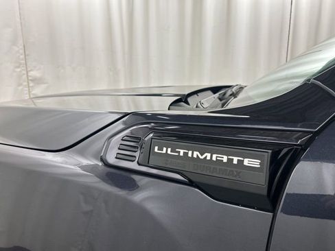 Used 2024 GMC Sierra 2500 Denali Ultimate w/ Snow Plow Prep/Camper Package image 8