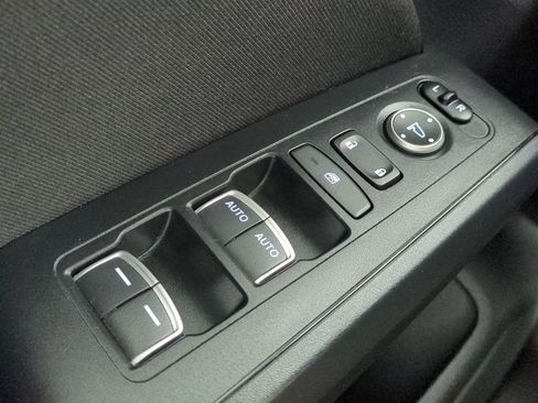 Used 2023 Honda Civic Sport image 28