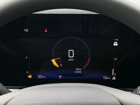 New 2026 Chevrolet TrailBlazer LT w/ Driver Confidence Package FWD image 16