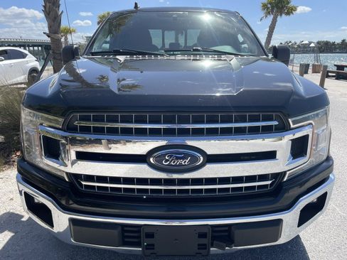 Used 2020 Ford F150 XLT w/ Equipment Group 302A Luxury AWD/4WD image 4