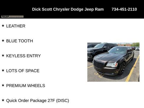 Used 2013 Chrysler 300 RWD image 2