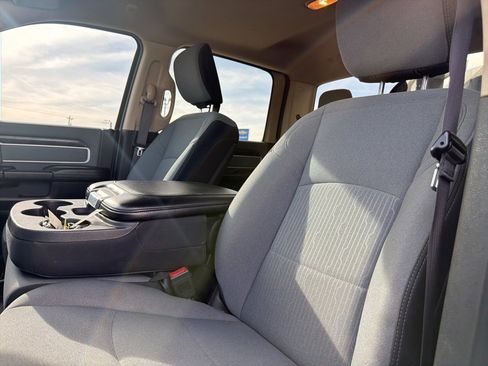 Used 2019 RAM 2500 Big Horn image 10
