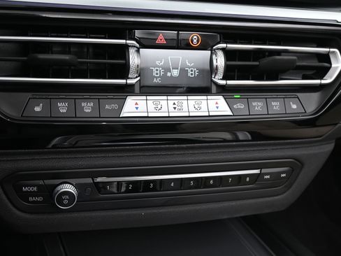 Used 2023 BMW Z4 M40i w/ Premium Package image 17