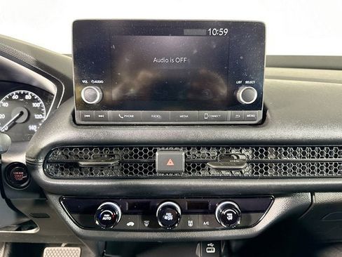 Used 2023 Honda HR-V LX image 13