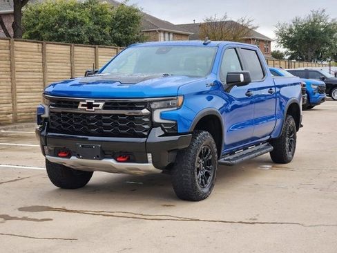 Used 2023 Chevrolet Silverado 1500 ZR2 w/ Technology Package image 11