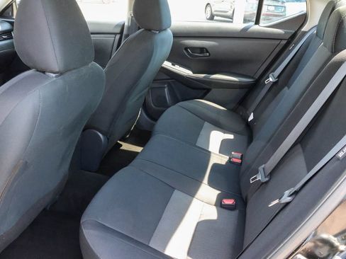 Used 2025 Nissan Sentra SV FWD image 12