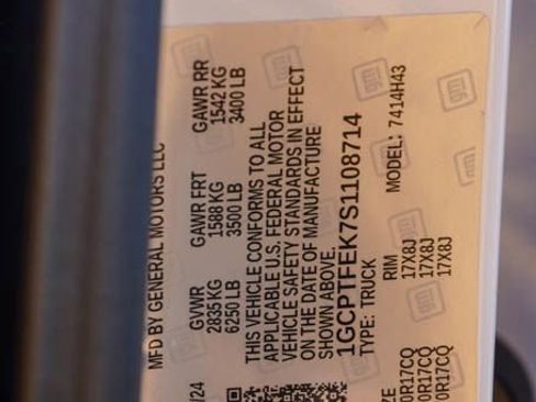 Used 2025 Chevrolet Colorado ZR2 w/ Technology Package image 26