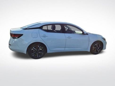 New 2025 Nissan Sentra SV image 8
