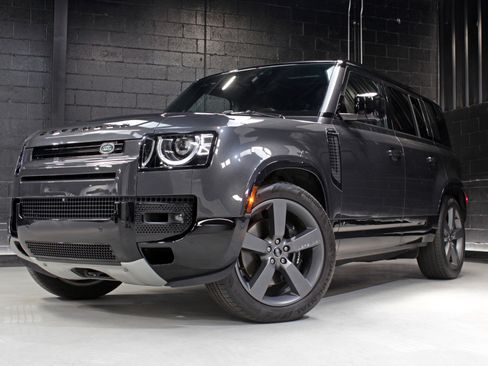 Used 2025 Land Rover Defender 110 V8 image 78