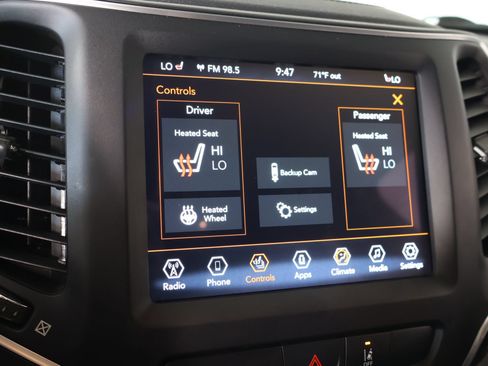 Used 2022 Jeep Cherokee Latitude Lux AWD/4WD image 7