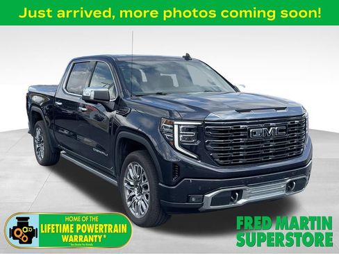 Used 2023 GMC Sierra 1500 Denali Ultimate AWD/4WD image 1