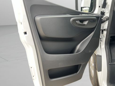 Certified 2024 Mercedes-Benz Sprinter 2500 image 20
