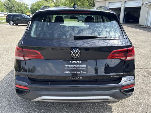 Used 2022 Volkswagen Taos S AWD/4WD image 4