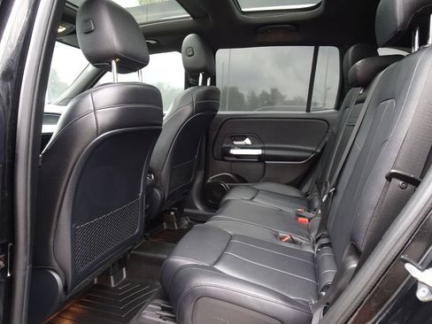 Used 2020 Mercedes-Benz GLB 250 4MATIC image 15